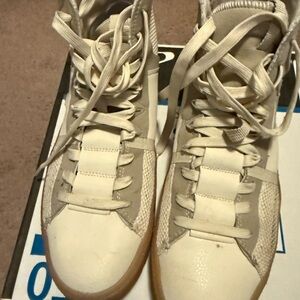 Zara Cream High-Top Sneakers